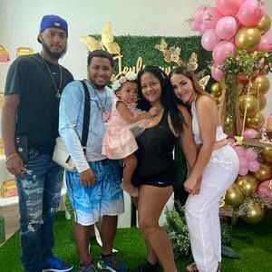 Meet your Posher, Yudelka